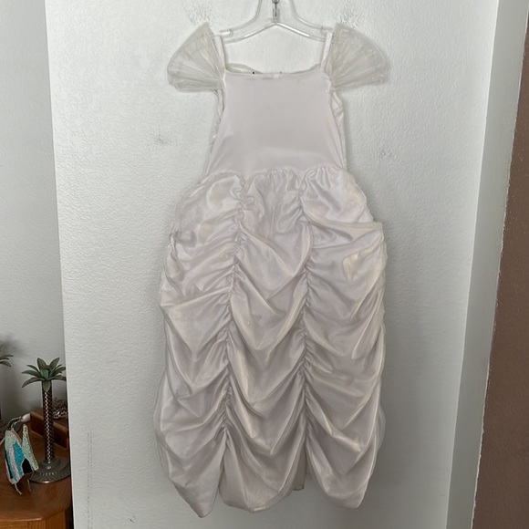 👑PRINCESS DRESS GIRLS SZ 5/6 WHITE & SILVER  CRUSHED VELVET ON TOP GREAT COND. - Picture 3 of 6
